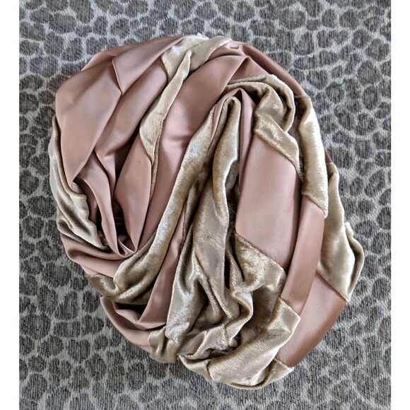 Vintage Cloche Hat Metallic Bronze Velvet Rose Gold Satin - Picture 7 of 9